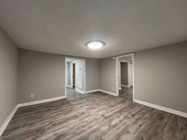 Main picture of 140 Winget Cir