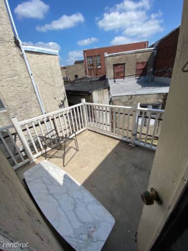 Main picture of 1339 E Passyunk Ave