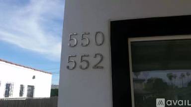 Main picture of 550 W 106th St