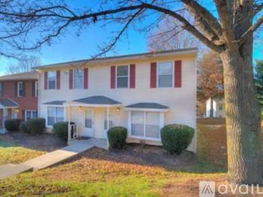 Main picture of 215 Janie Ln