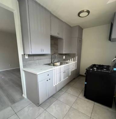Main picture of 3419 W Florence Ave