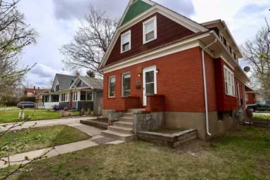 Main picture of 2400 2nd Ave N