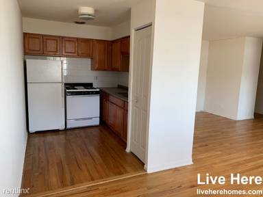 Main picture of 528 W Oakdale Ave