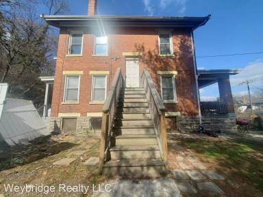 Main picture of 3851 Vine St