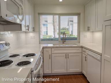 Main picture of 18 Fuchsia