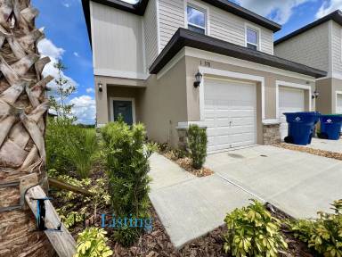 Main picture of 10378 Trumpet Honeysuckle Way