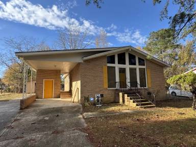 Main picture of 1331 Rebecca St