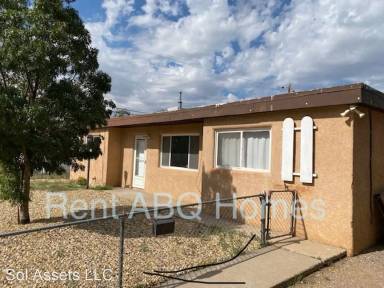 Main picture of 2405 Dorothy St NE