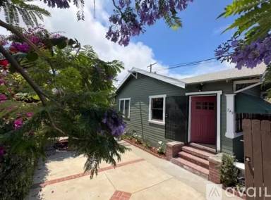 Main picture of 743 Daisy Ave