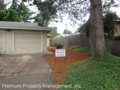 Main picture of 1442 Georgia Ave SE