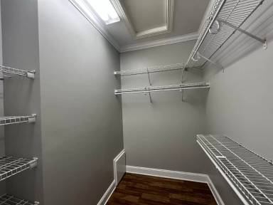 Main picture of 411 Gallery Dr