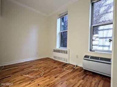 Main picture of 1588 York Ave