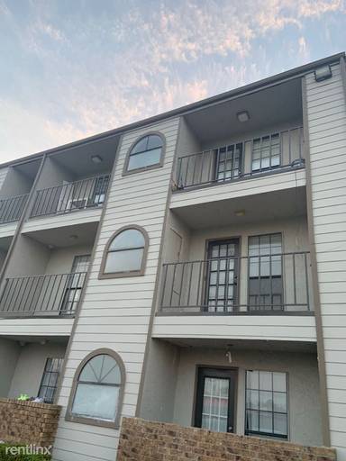 Main picture of Sable Ridge Condominiums