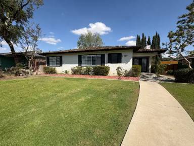 Main picture of 3020 Barnett St