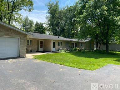 Main picture of 1034 Woodland Ave