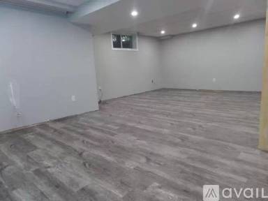 Main picture of 330 43rd St