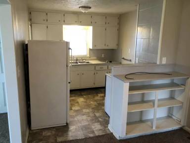 Main picture of 2815 Merriam Ln