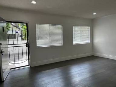 Main picture of 14834 Friar St