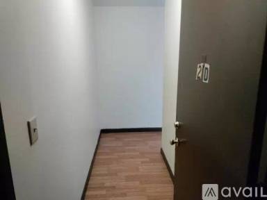 Main picture of 222 S Peterboro St