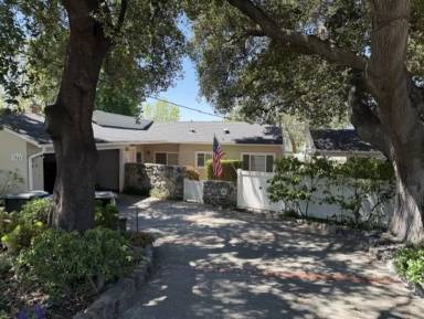 Main picture of 3040 Orange Ave