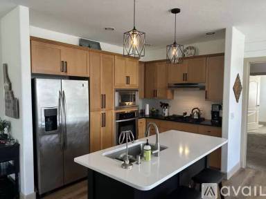 Main picture of 1278 E Winding Creek Dr