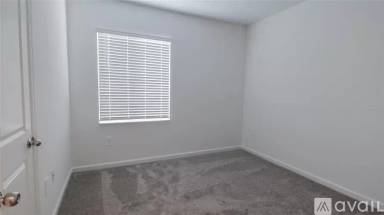 Main picture of 323 Nine Iron Dr