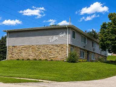 Main picture of 1705 Edgewood Ln NW