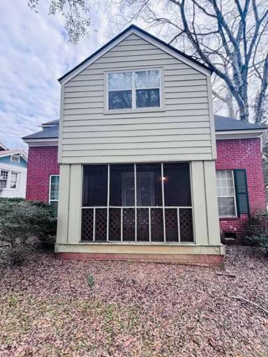 Main picture of 810 Madison St