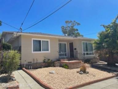 Main picture of 10 Poplar Ave