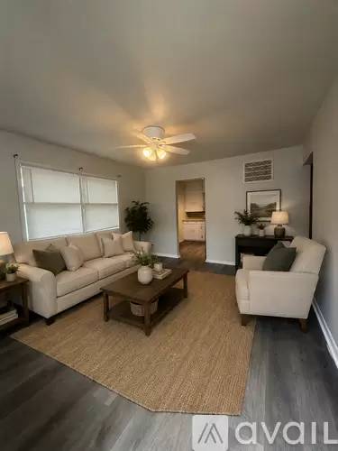 Main picture of 2112 Ferrol St