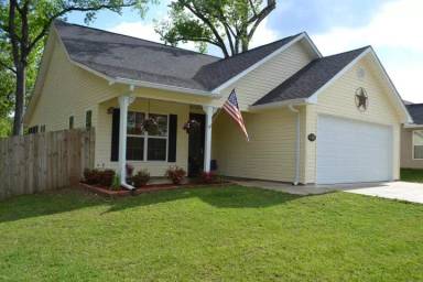 Main picture of 799 Stanton St