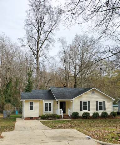 Main picture of 1011 Buckhorn Rd