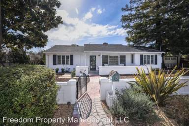 Main picture of 2796 Cowper St