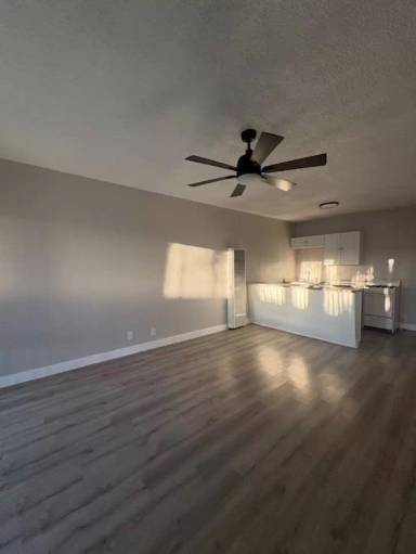 Main picture of 3351 Marine Ave