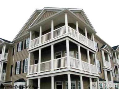 Main picture of 2133 Suncrest Vlg