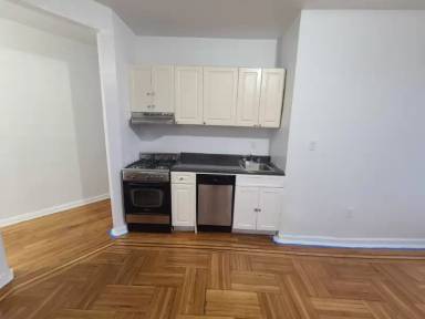 Main picture of 9420 210th St