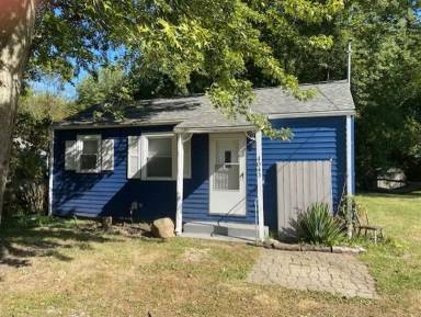 Main picture of 4037 S Yellow Springs St