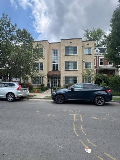 Main picture of 1316 Spring Rd NW