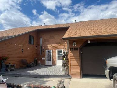 Main picture of 1326 W Crawford St