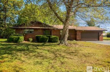 Main picture of 103 Boswell Rd