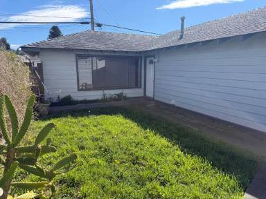 Main picture of 739 12th St