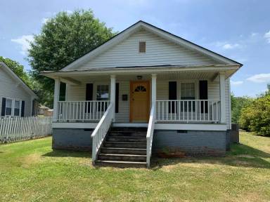 Main picture of 1009 N Cannon Blvd