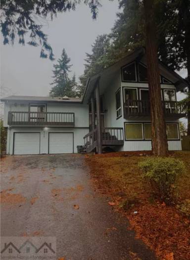 Main picture of 2104 S 304th St