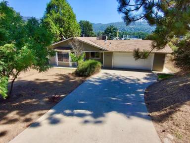 Main picture of 49992 Pierce Cir