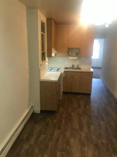 Main picture of 107 Beacon Ave