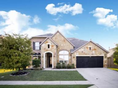 Main picture of 3910 Applewood Ln