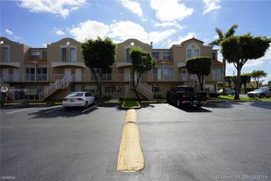 Main picture of Coral Pointe