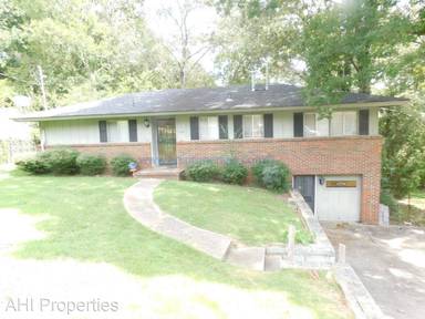 Main picture of 317 Westwood Dr