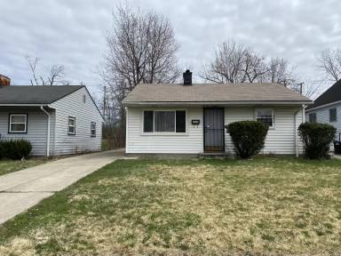 Main picture of 4409 E 158th St