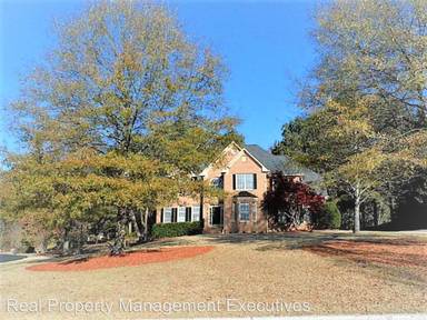 Main picture of 3235 Lake Russell Way